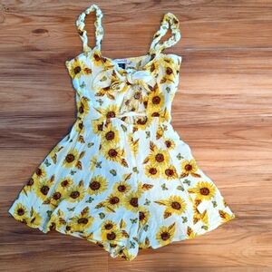 Luna Chix Sunflower‎ Cutout Romper